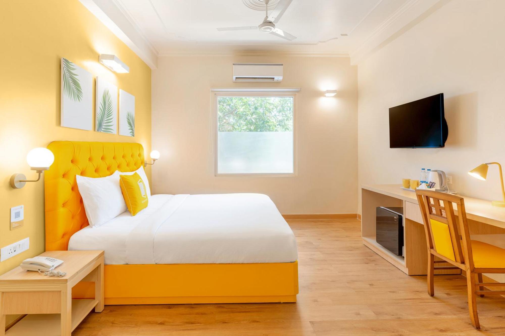 Bloom Hotel - Cr Park New Delhi Exterior photo