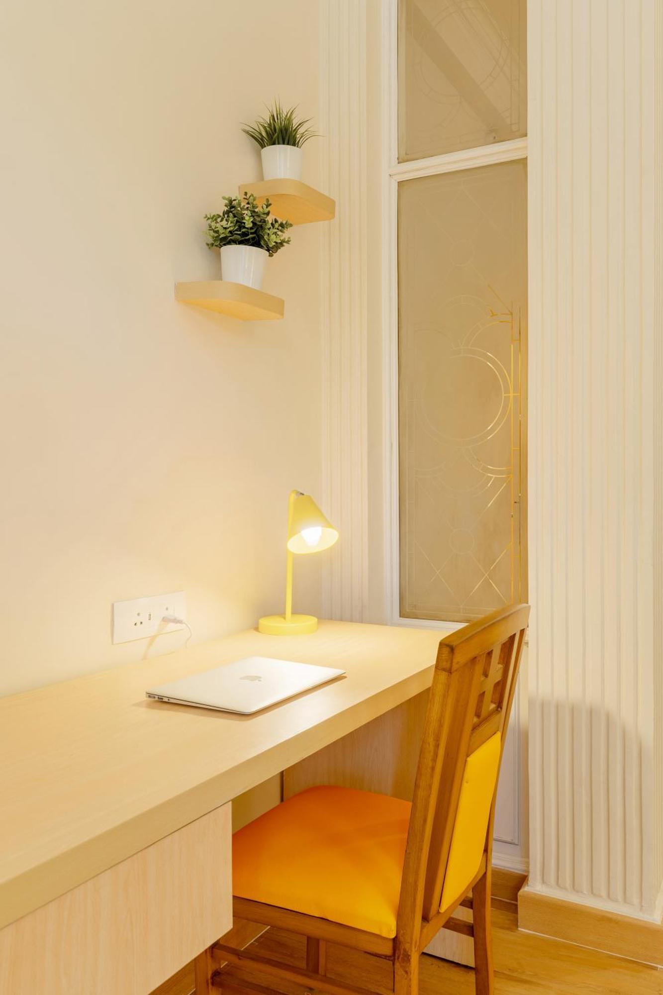 Bloom Hotel - Cr Park New Delhi Room photo